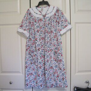 Classic Elements floral house coat robe sz S